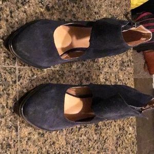 Navy Blue heeled Mary Jane